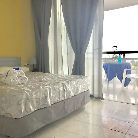 Bamboli Holidays Apartment *